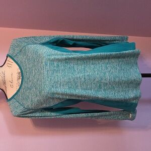 Danskin Now Teal Heather Fitted Top Size Large